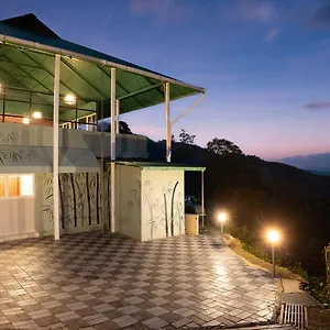 https://monkey-tribe.hotels-munnar.com